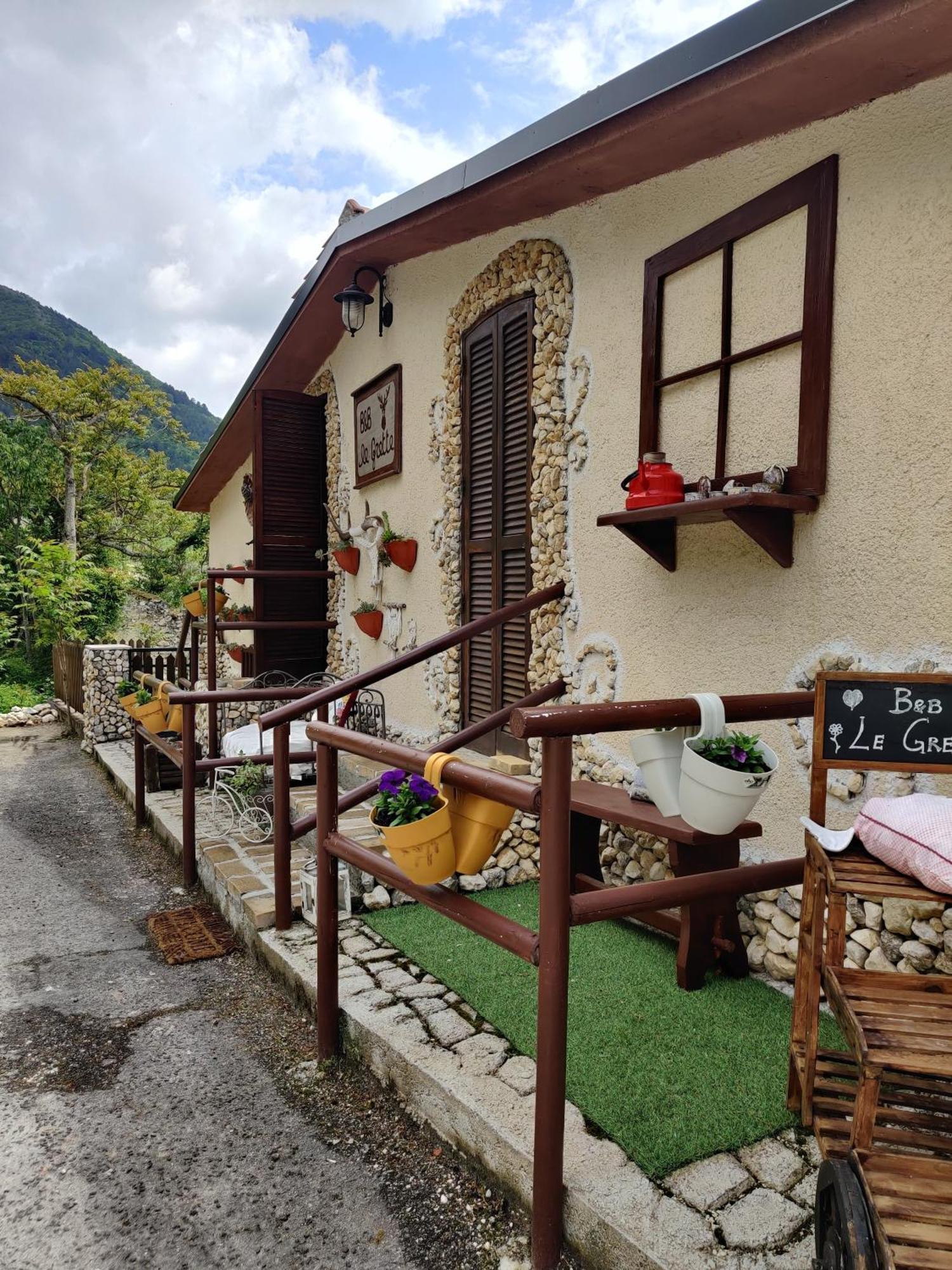 B&B Le Grette Gioia Dei Marsi Ngoại thất bức ảnh